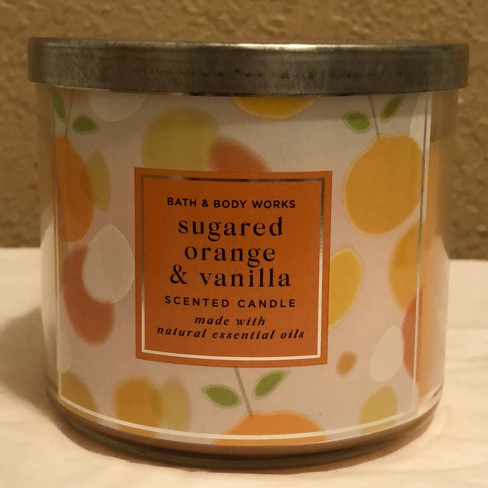 NWT Bath & Body Works Sugared Orange & Vanilla 3 wick Candle. Smells amazing